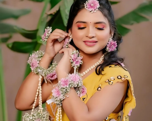 Traditional Floral Venis