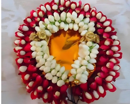 Traditional Floral Venis