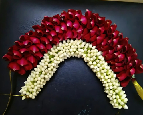 Traditional Floral Venis